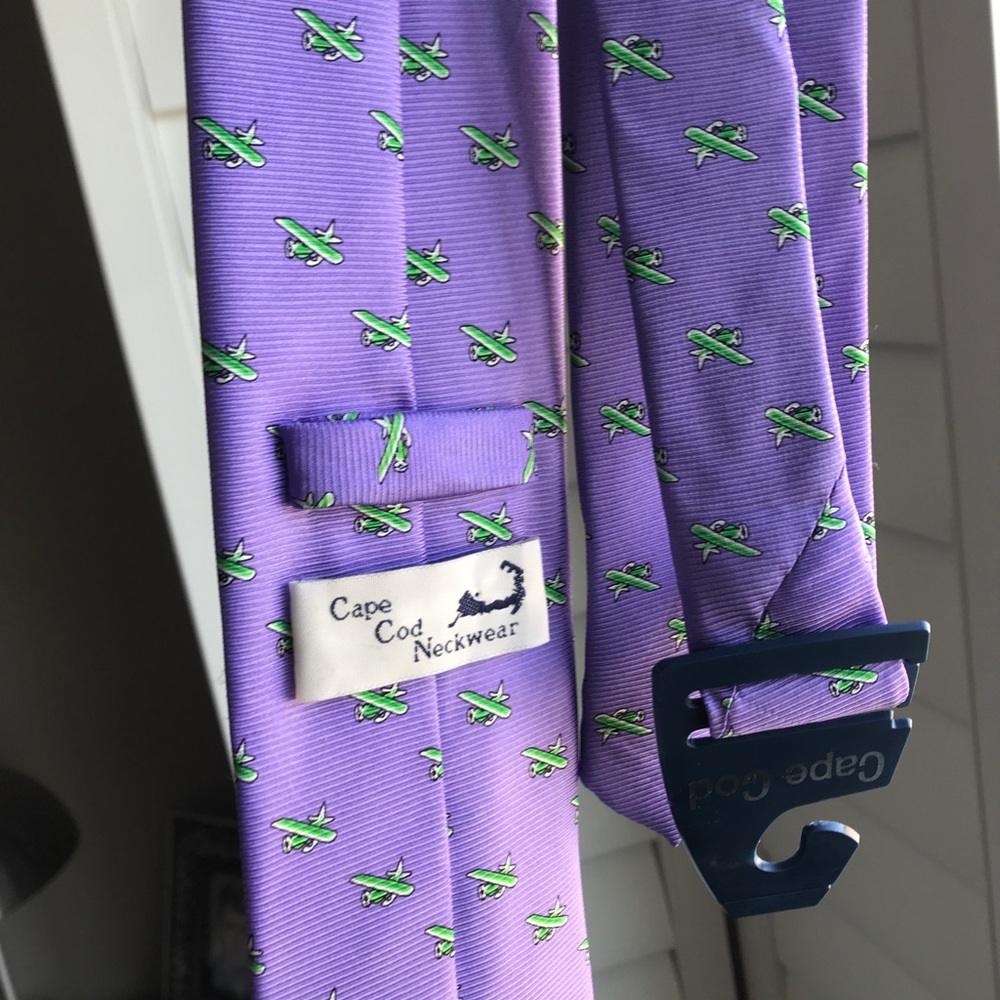 Airplane tie lavender and green Cape Cod Neckwear 100% Silk